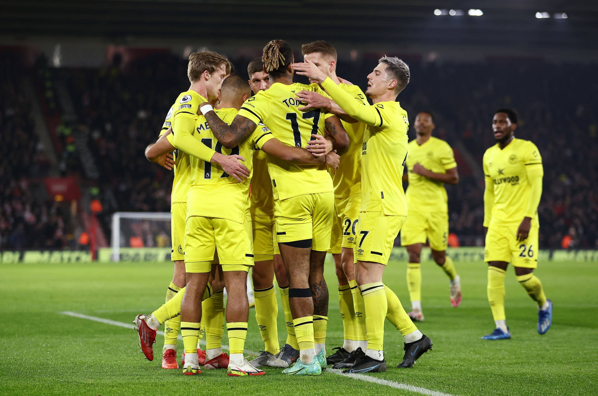 篮板争抢 篮板争抢