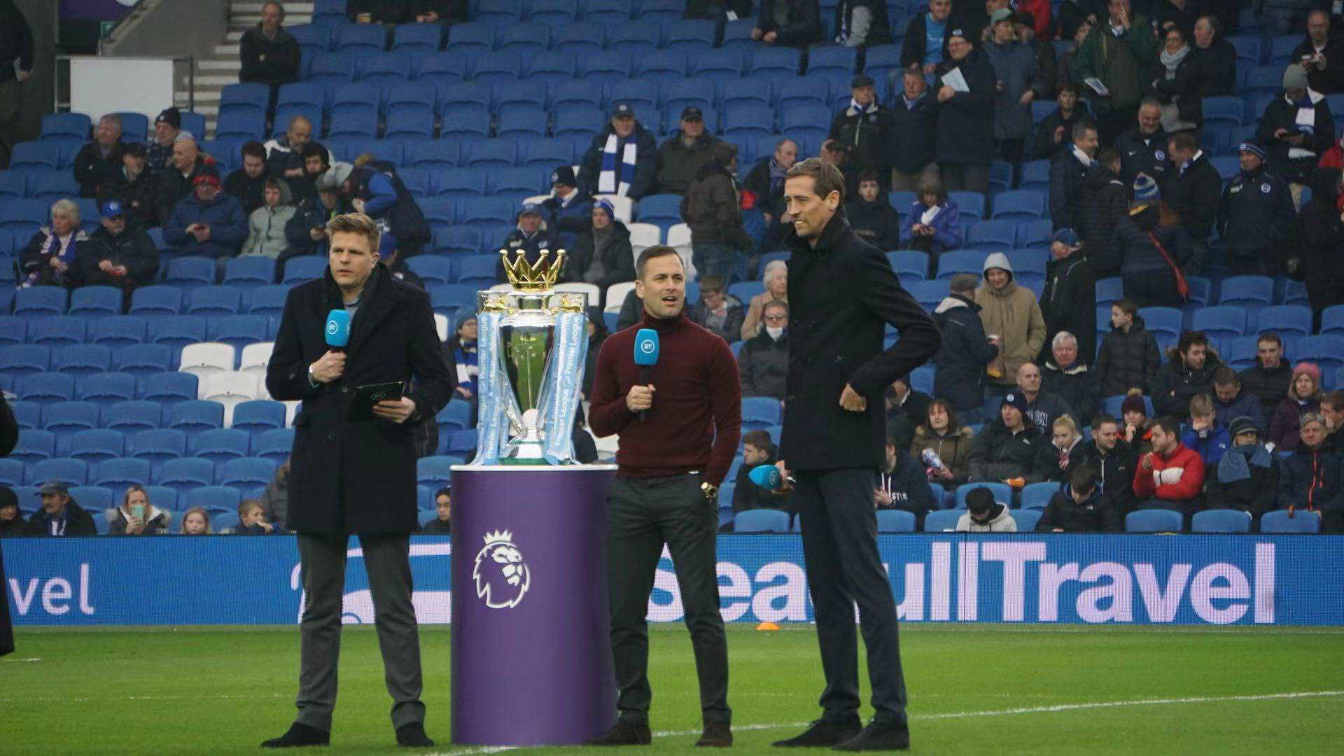 勒夫带领的 勒夫带领的